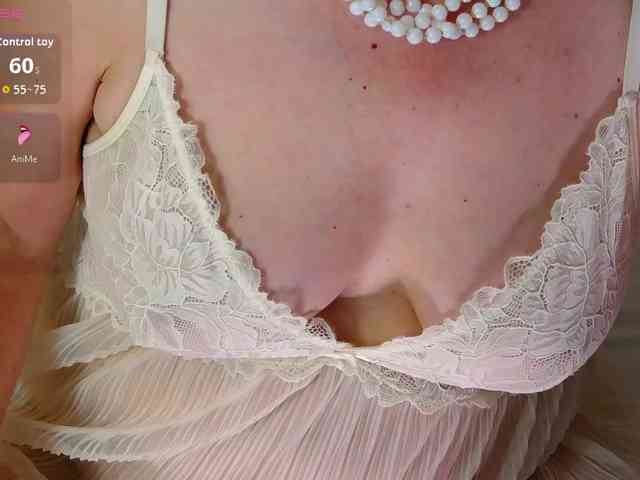 ExoticGiselle webcam