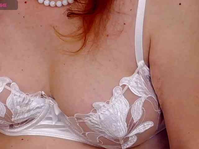 モデル: ExoticGiselle