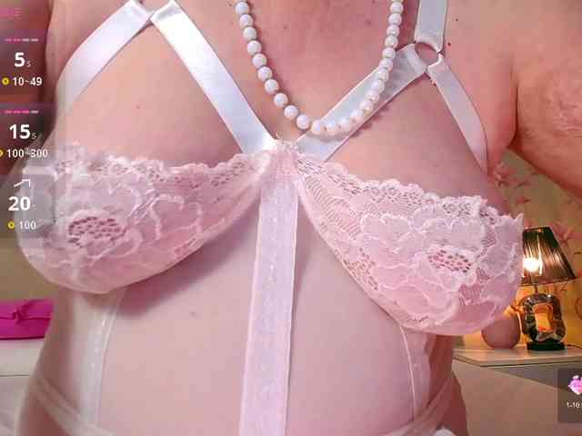 ExoticGiselle webcam
