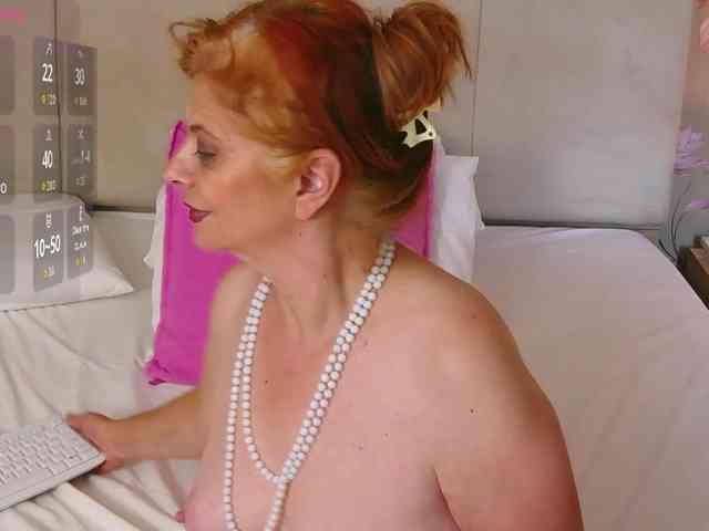 ExoticGiselle webcam