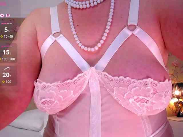 ExoticGiselle webcam