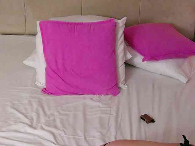 ExoticGiselle webcam
