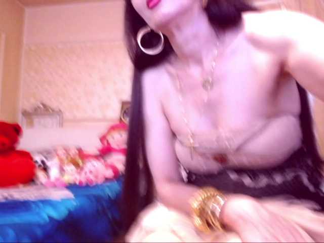 SpecialCerise live webcam show