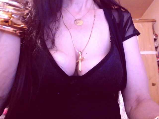 SpecialCerise live cam on BongaCams