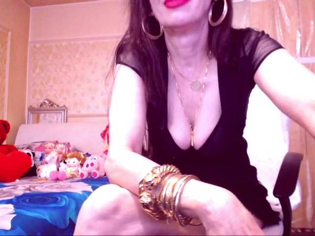 SpecialCerise live cam on BongaCams