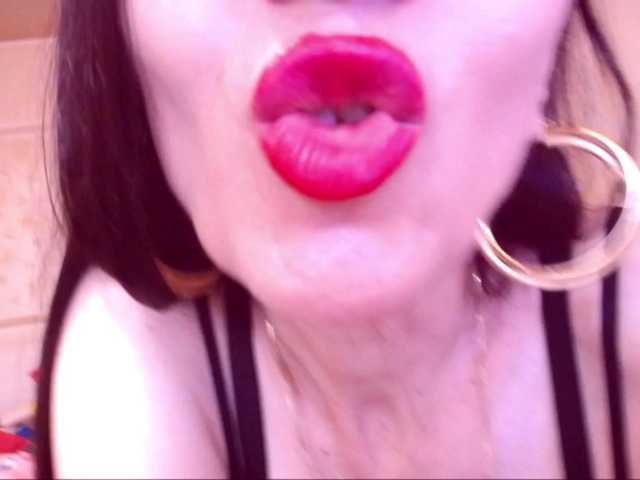 SpecialCerise live cam on BongaCams