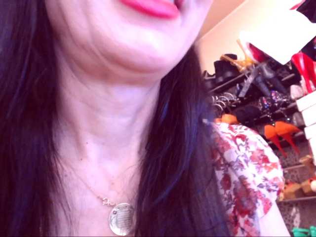SpecialCerise, modelo de webcam