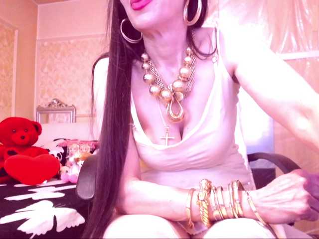 SpecialCerise's BongaCams show and profile