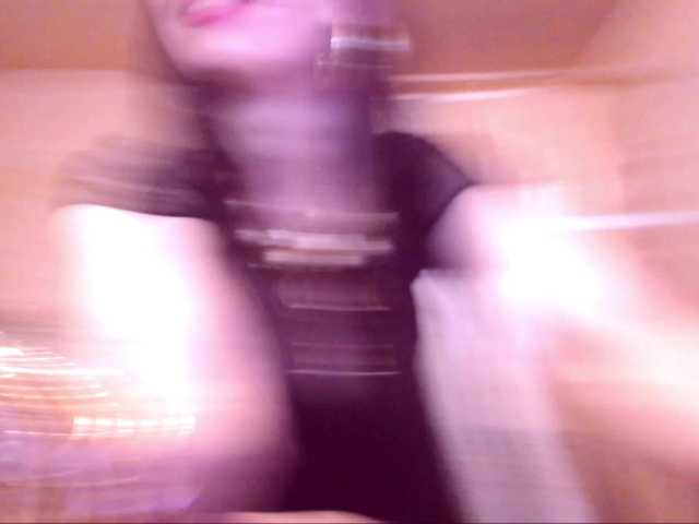 SpecialCerise live cam on BongaCams