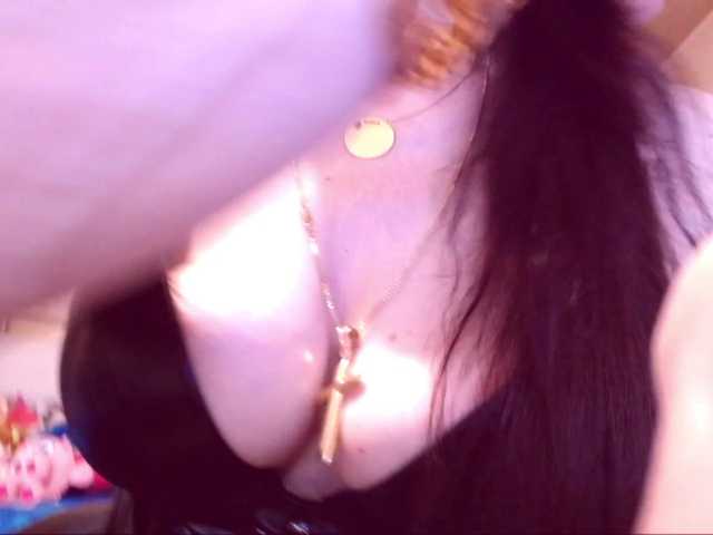 SpecialCerise live cam on BongaCams