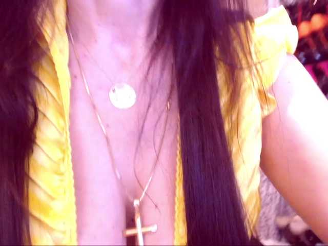SpecialCerise live cam preview