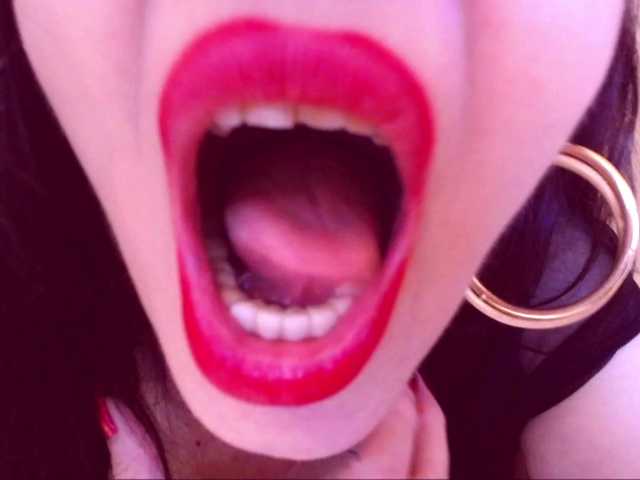 SpecialCerise live webcam show
