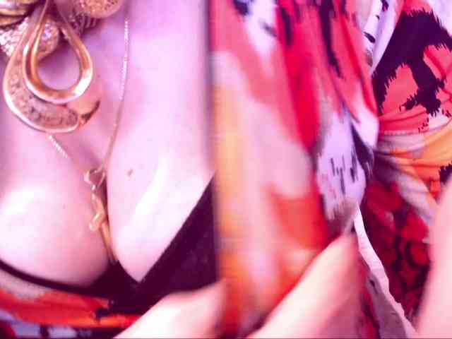SpecialCerise webcam