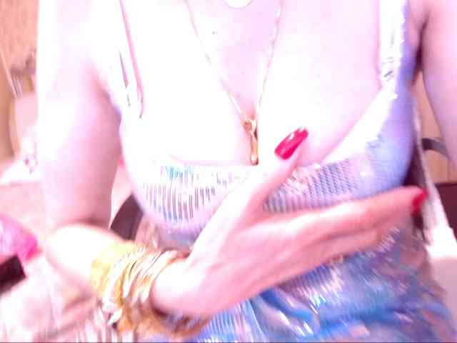 Modella: SpecialCerise