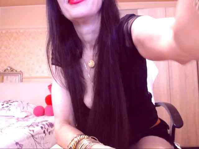 Modella: SpecialCerise