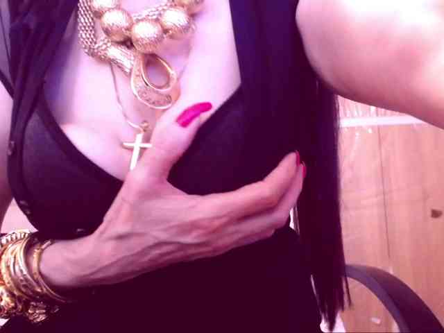 SpecialCerise webcam