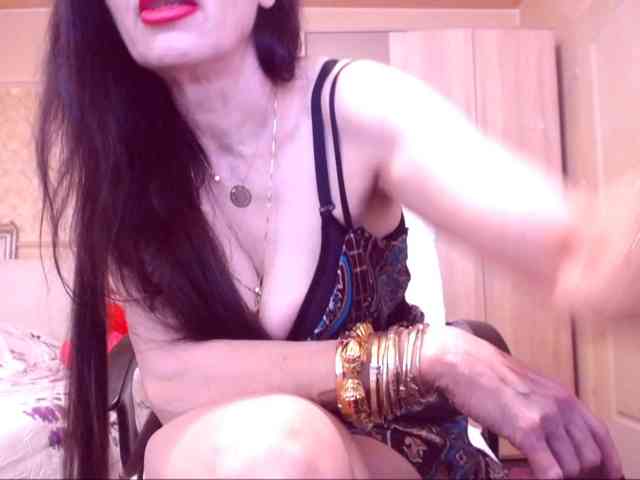 Modella: SpecialCerise