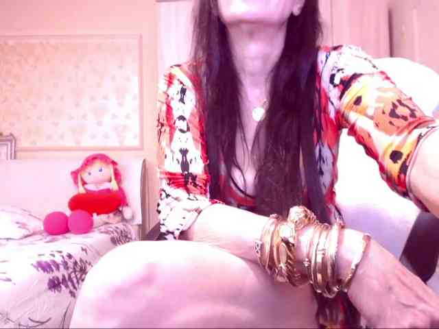 Modella: SpecialCerise