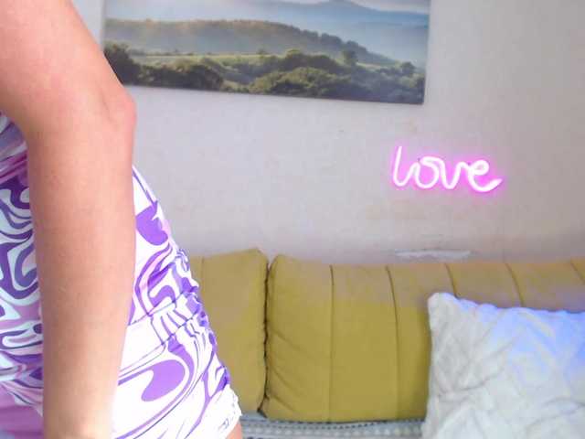 MarinaModel live cam on BongaCams