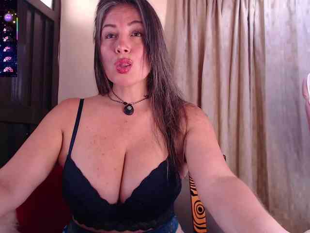 EmmaHenderson webcam