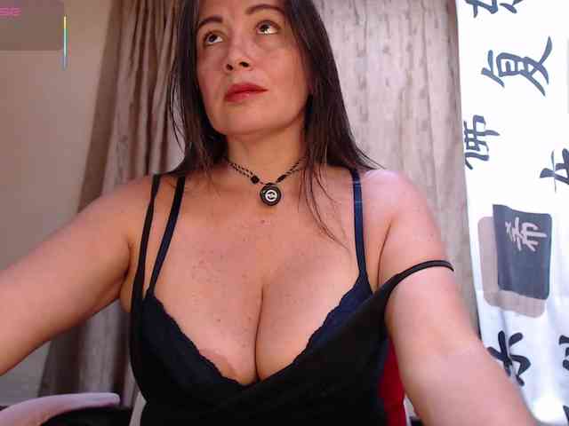 EmmaHenderson webcam