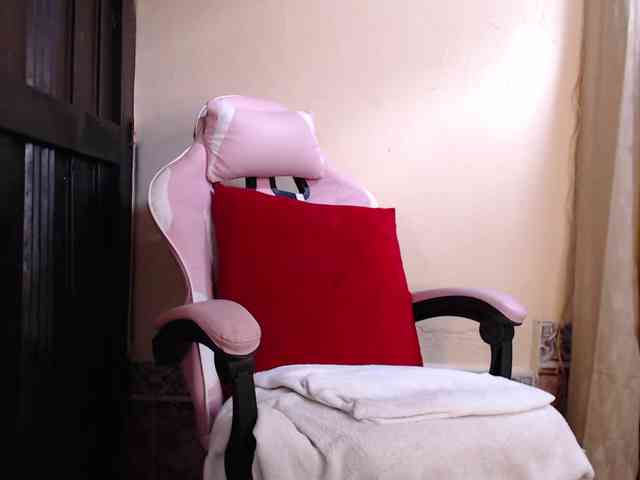 EmmaHenderson webcam