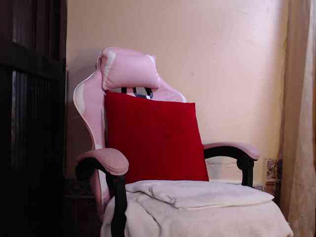 EmmaHenderson webcam