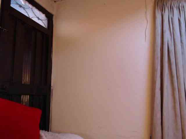 EmmaHenderson webcam