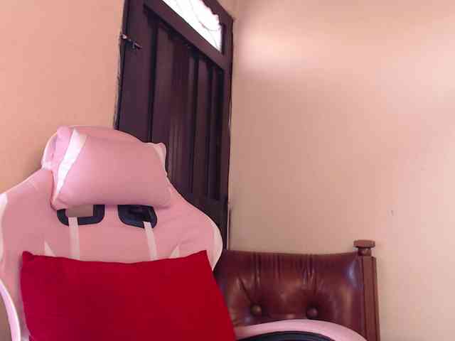 EmmaHenderson webcam