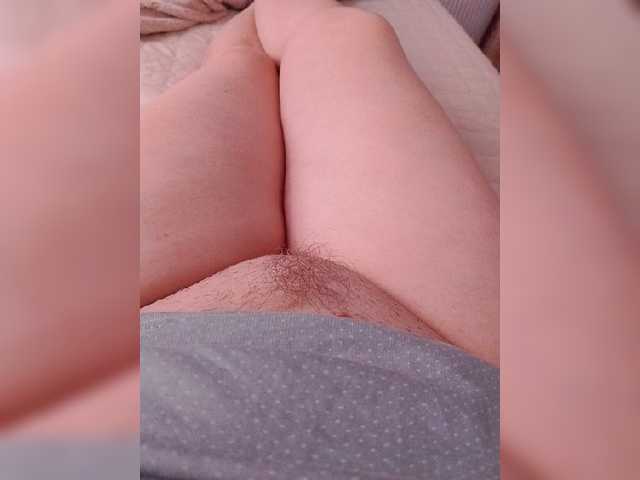 Neznakomka44 live cam on BongaCams