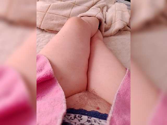Neznakomka44 live cam on BongaCams