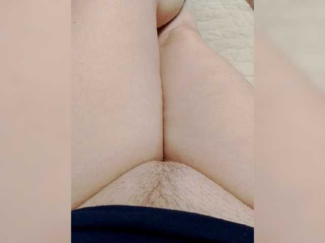 Neznakomka44 live cam on BongaCams