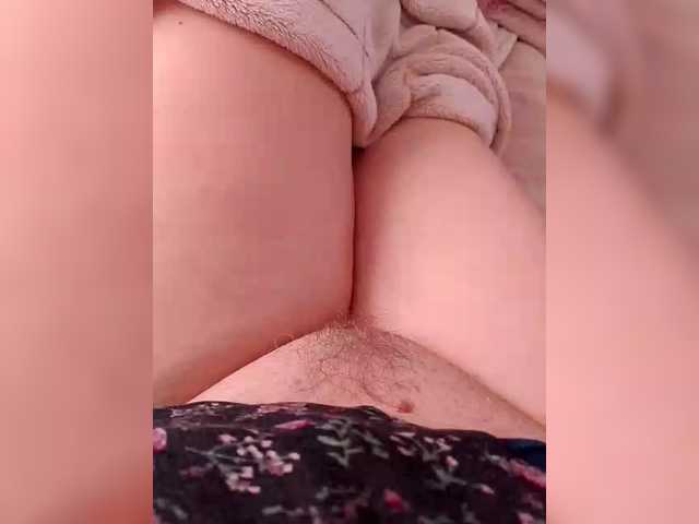 Neznakomka44 live cam on BongaCams