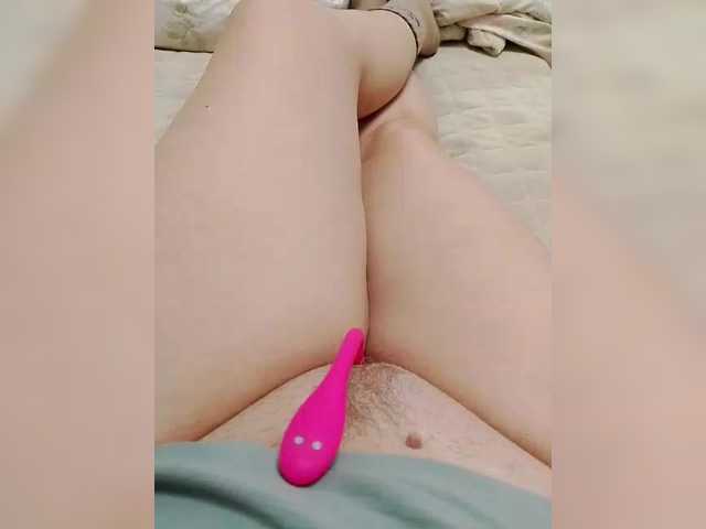 Neznakomka44 live cam on BongaCams