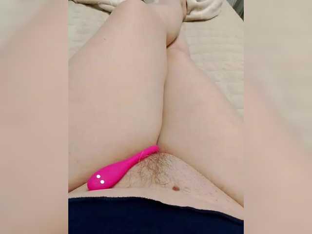 Neznakomka44 live cam on BongaCams