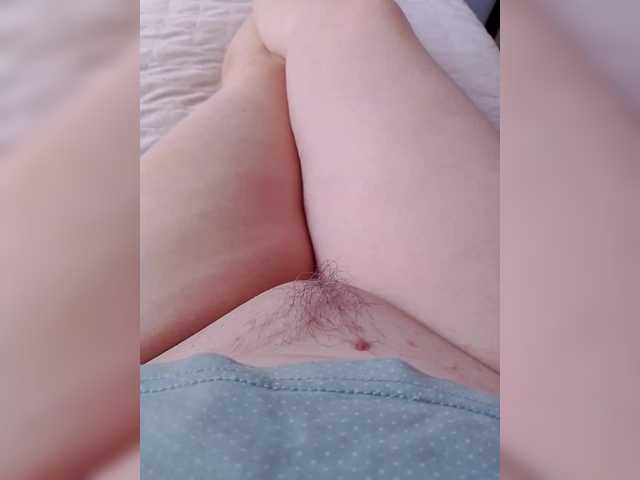 Neznakomka44 live cam on BongaCams