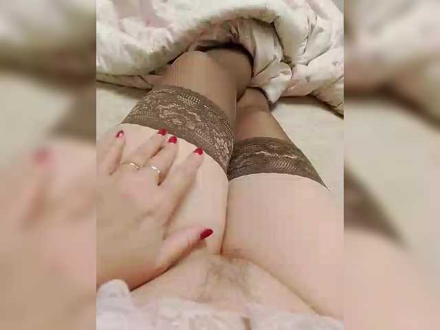 Neznakomka44 live cam on BongaCams