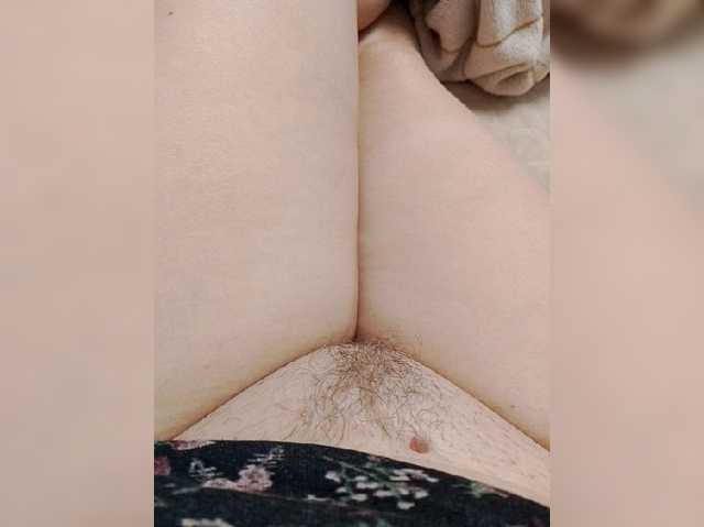 Neznakomka44 live cam on BongaCams
