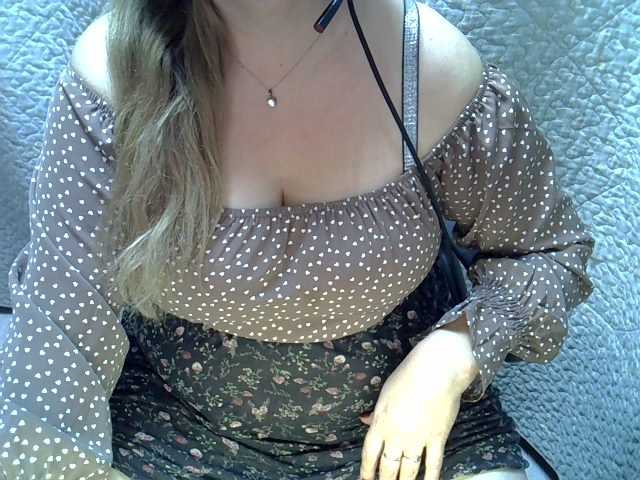 Neznakomka44, en vivo ahora en BongaCams