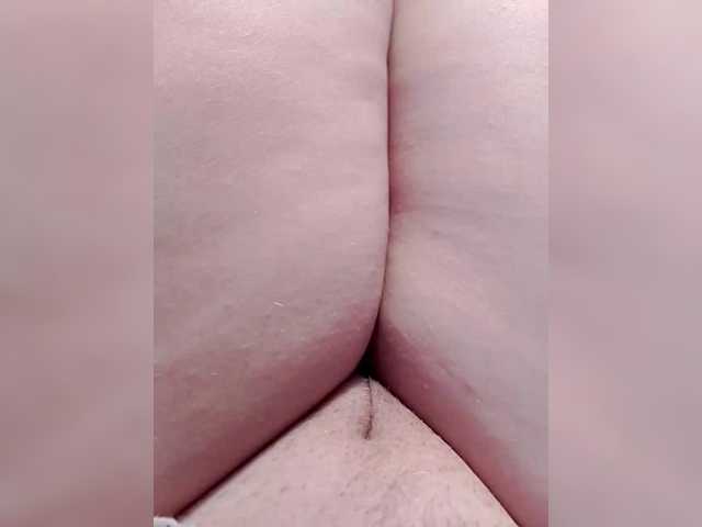 Neznakomka44 live cam on BongaCams