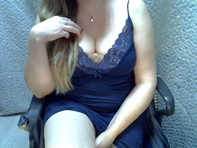 Neznakomka44 live cam on BongaCams