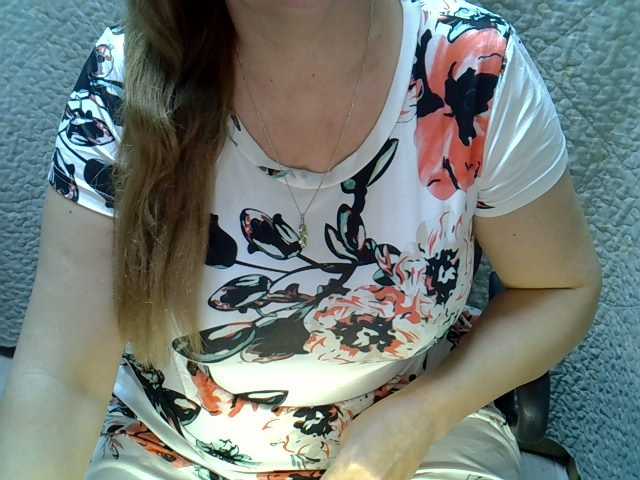 Neznakomka44 live cam on BongaCams