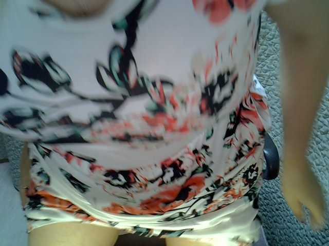 Neznakomka44 live cam on BongaCams