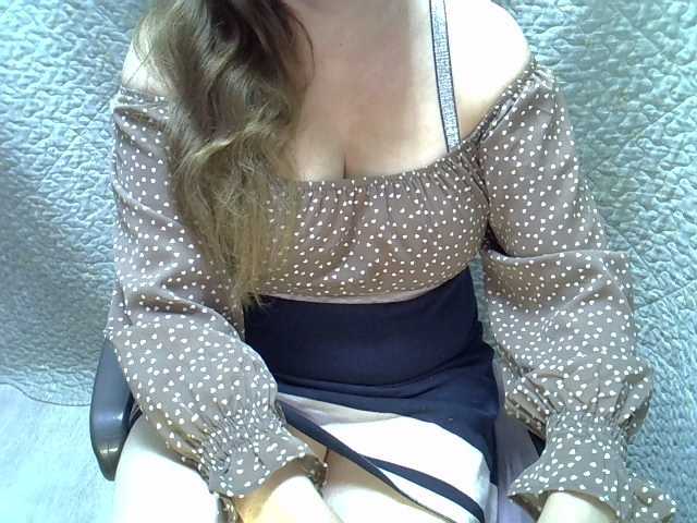 Neznakomka44 live cam on BongaCams