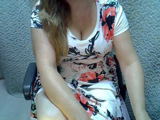 Neznakomka44, live now on BongaCams
