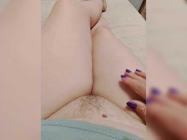 Neznakomka44 live cam on BongaCams