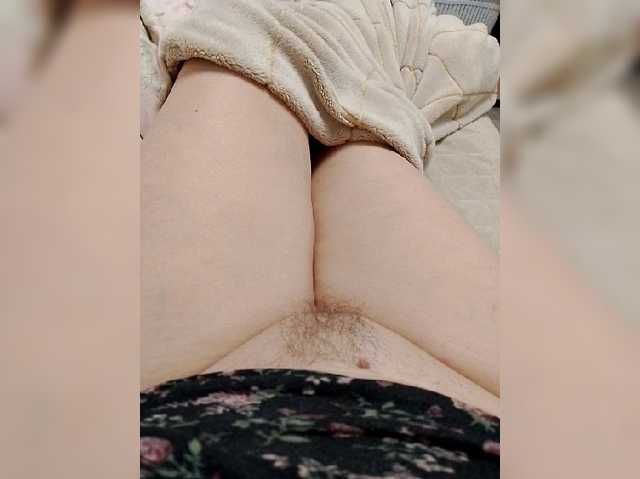 Neznakomka44 webcam model