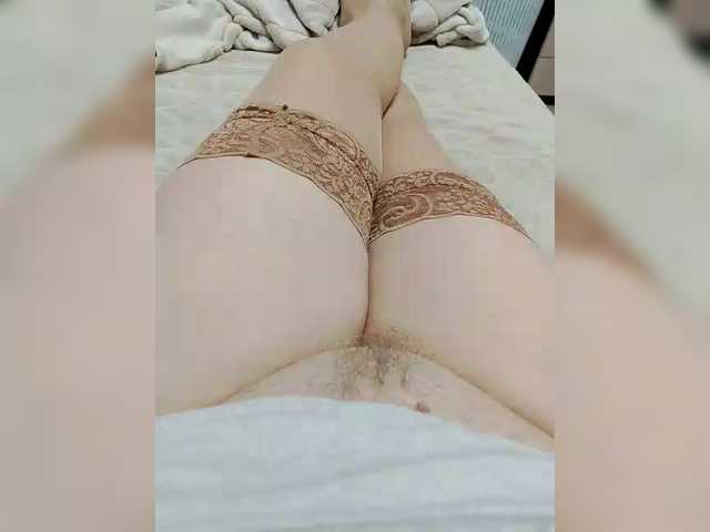 Neznakomka44 live cam on BongaCams