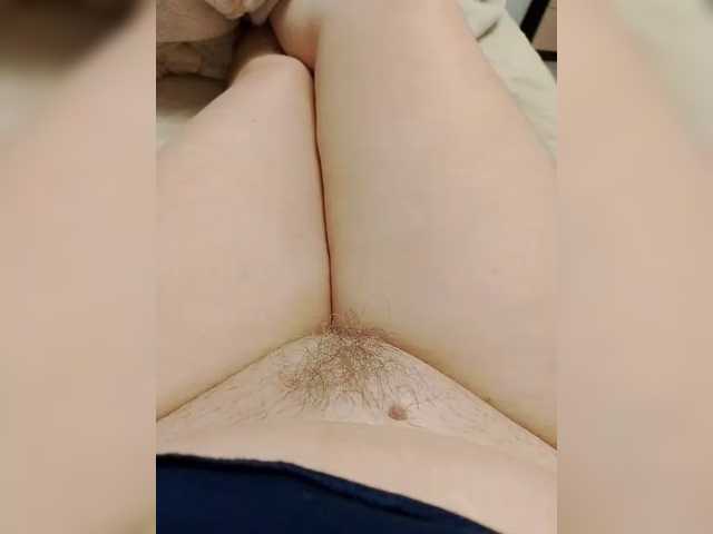 Neznakomka44 live cam on BongaCams