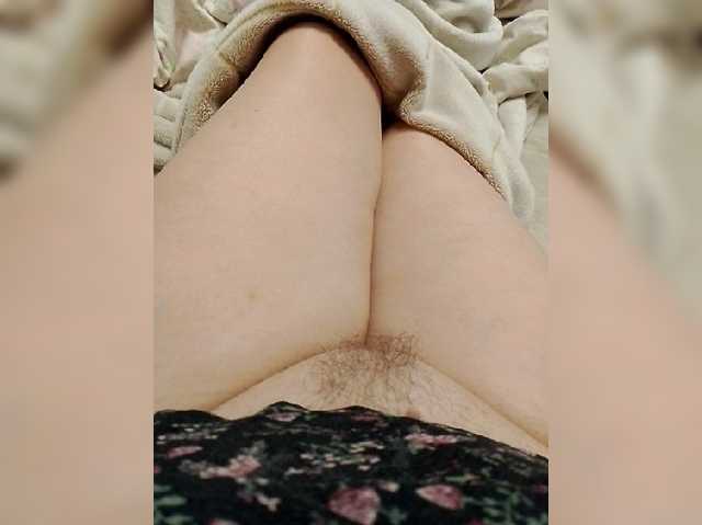 Neznakomka44 live cam on BongaCams